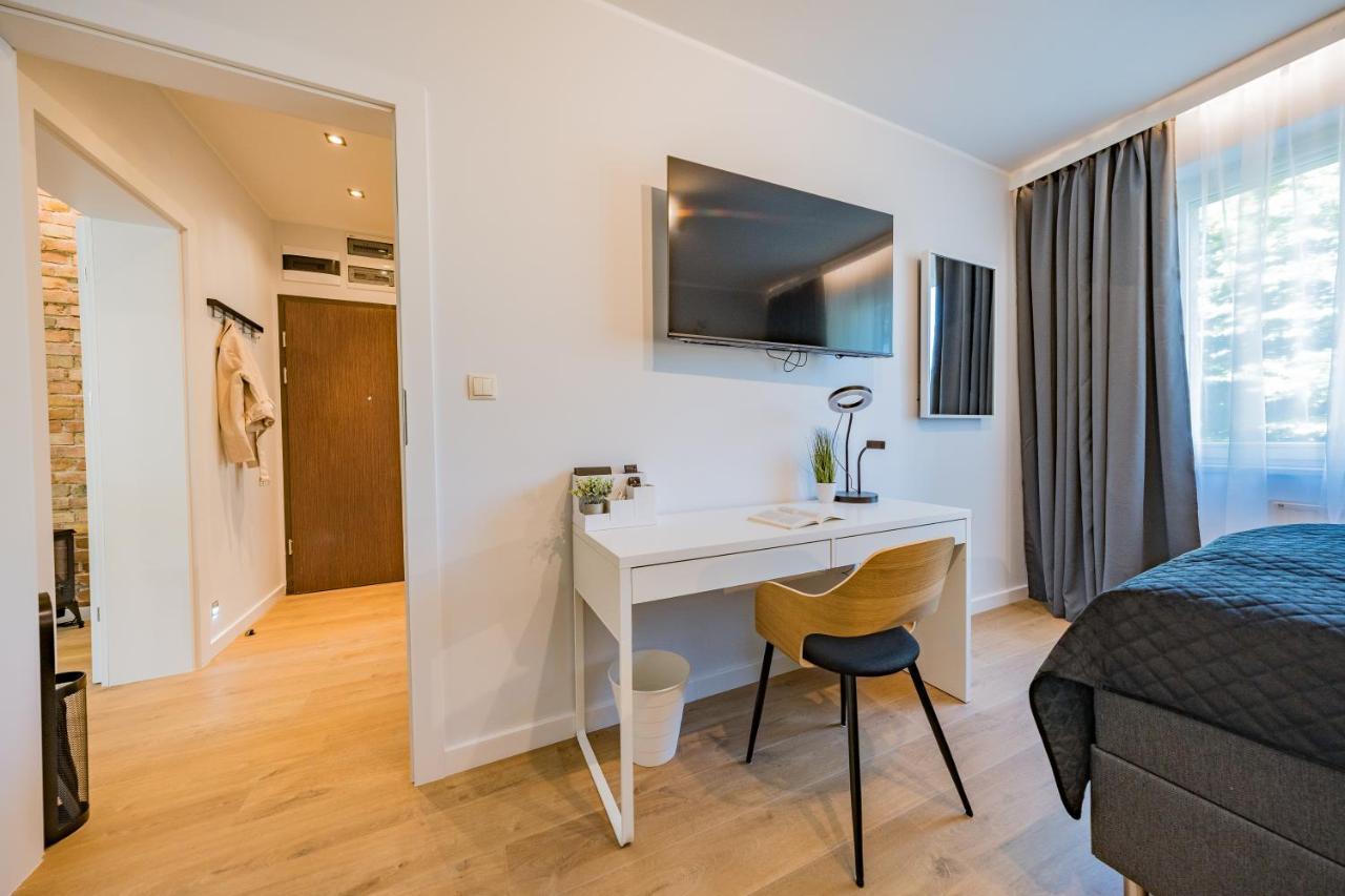 Bh Properties, Apartament Wyscigi